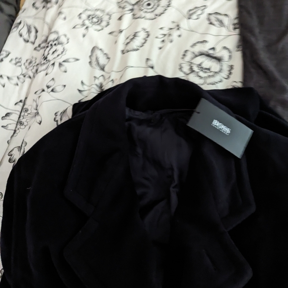 Hugo Boss men's trench coat - Picture 1 of 3